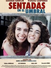 Sentadas en el umbral 